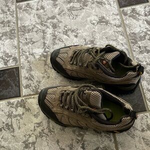 Women’s sneakers, Merrell